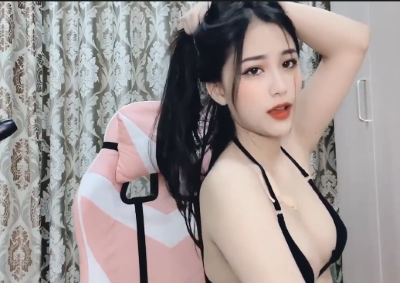 clip sex em phương boom phát trực tuyến khoe hàng